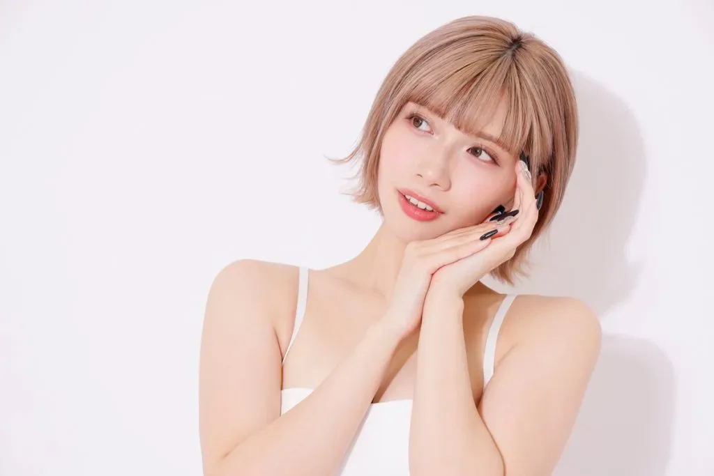 石原希望2025年本人专访单人肖像