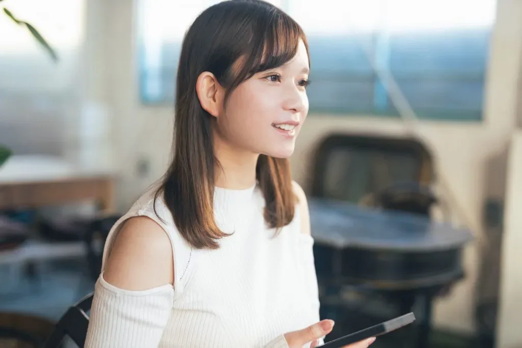 桃园怜奈生活采访单人肖像