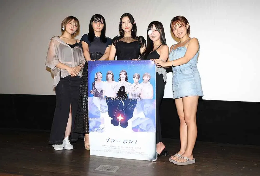 森泽佳奈与共同主演出席2023年9月2日电影见面会