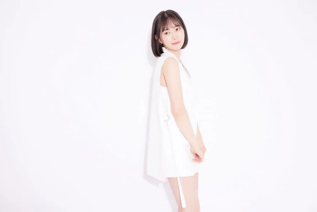 美谷朱音2024年本人专访单人肖像