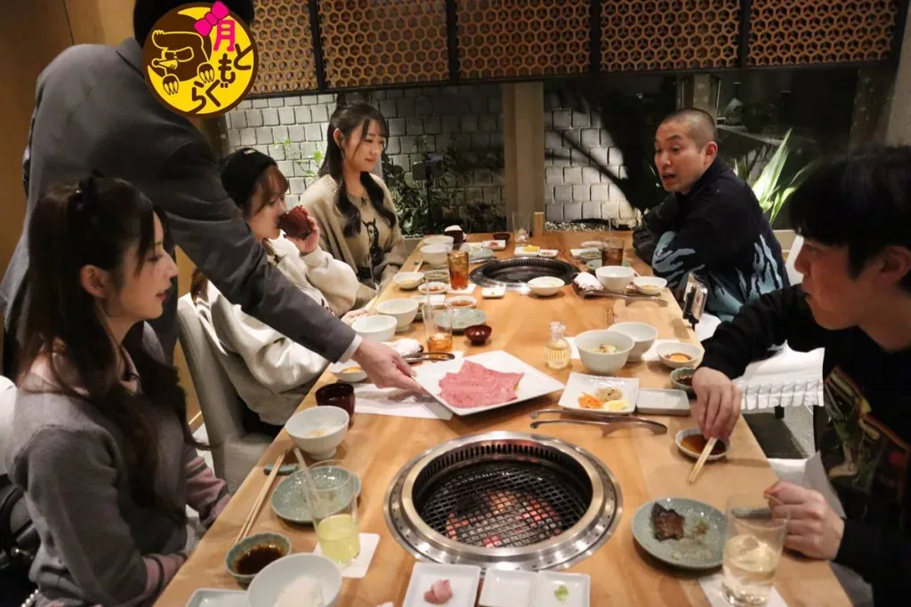 七森莉莉参与的2025年节目庆功聚餐原图