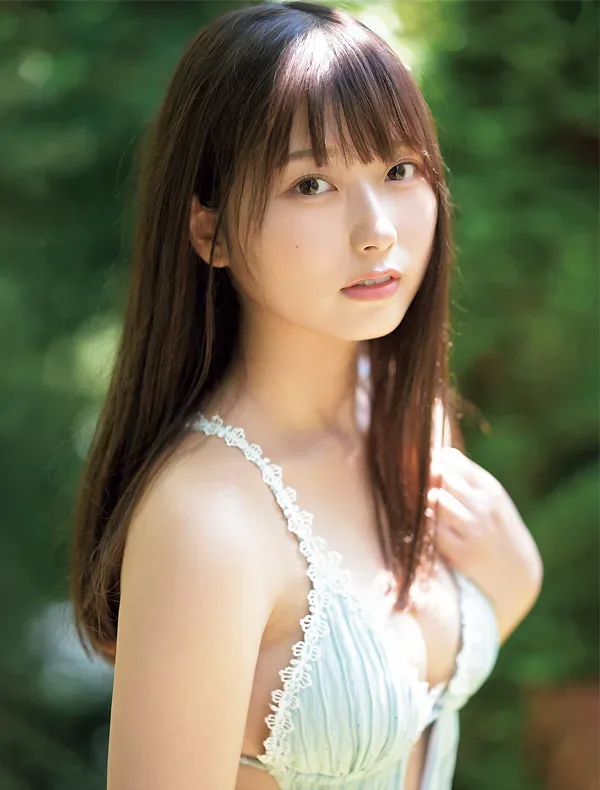 逢泽美优官方公开肖像