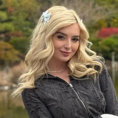 莱克茜·洛尔(Lexi Lore)公开人物照