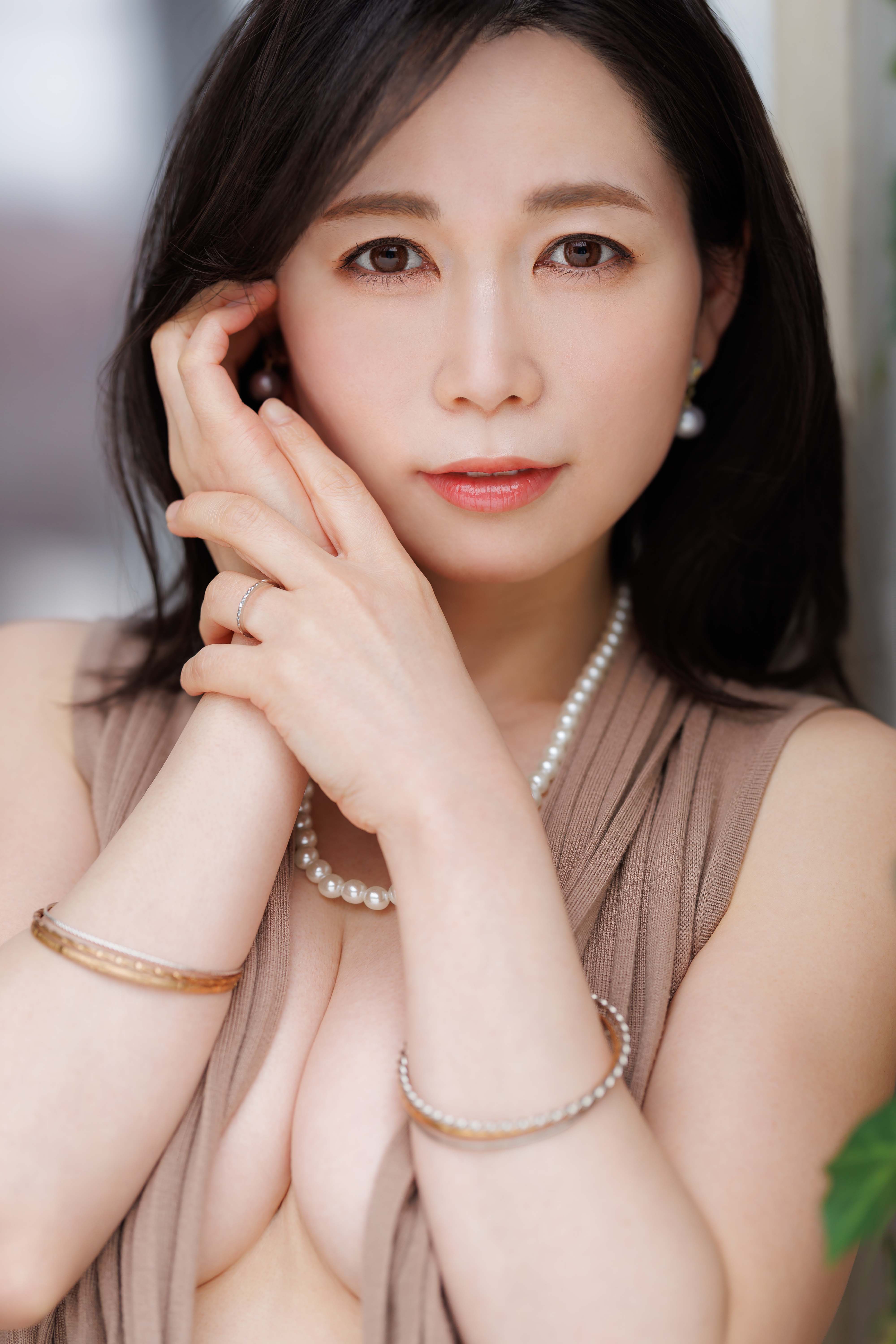 小泉久美10月11日活动详情页宣传照(非现场照)